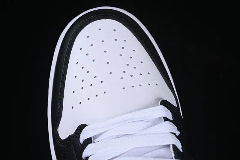 All categories Air Jordan Jordan series basketball shoes Air Jordan 1 Low Air Jordan 1 Low AJ1 Joe 1 black and white low-top cultural and leisure sports sneakers 553558-165